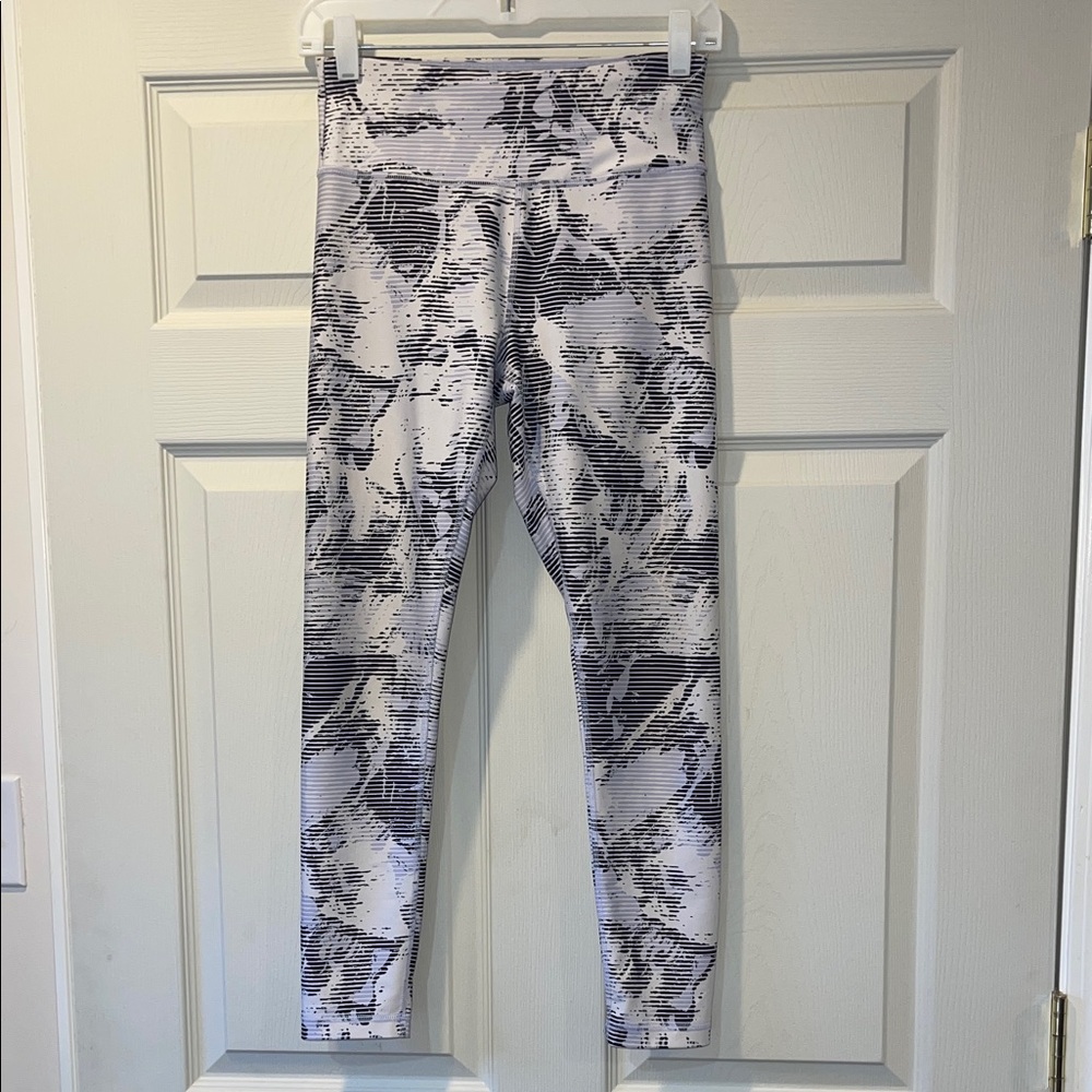 DKNY Black and White Patterned Leggings
